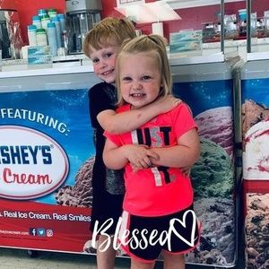 Meet your Posher, Rita